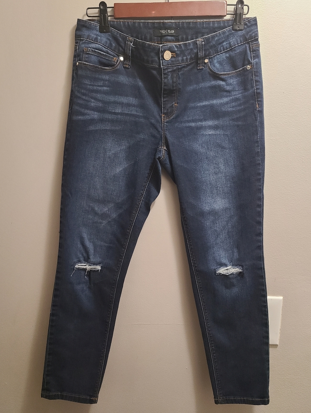 White House Black Market Dark Wash Mid-Rise Distressed Skinny Ankle Jeans